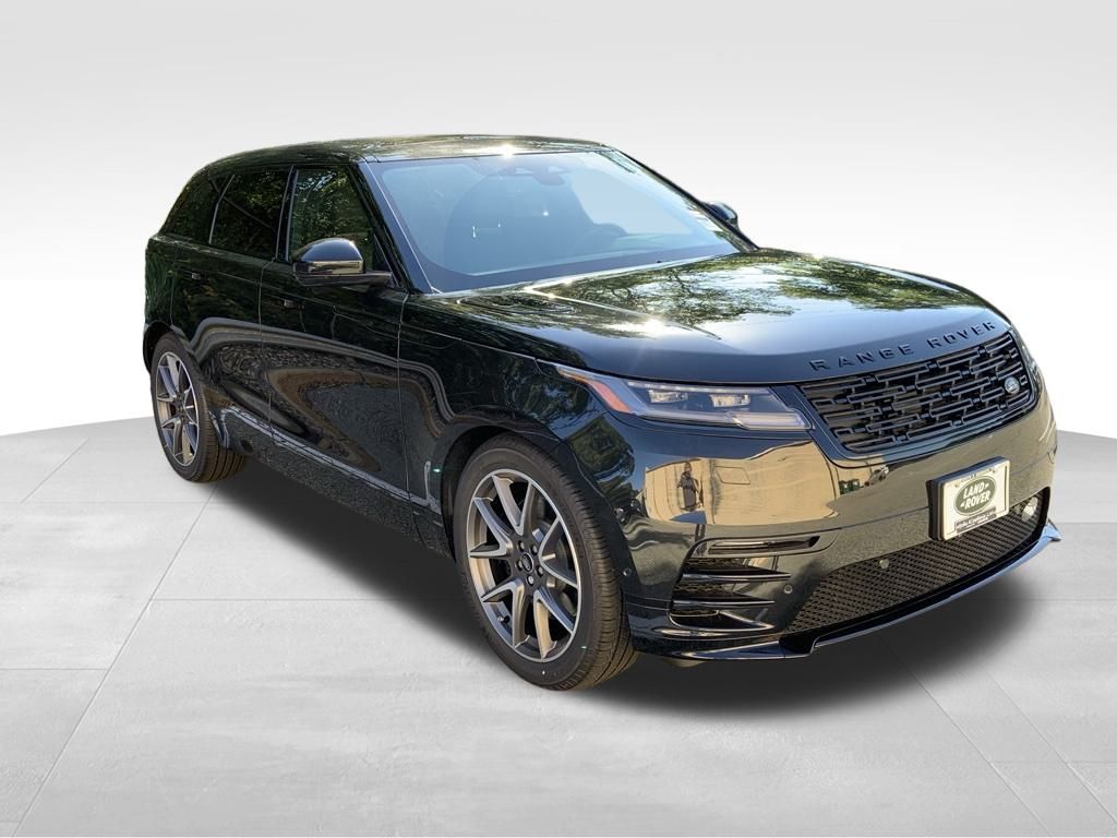 2026 Land Rover Range Rover Velar SE photo 3