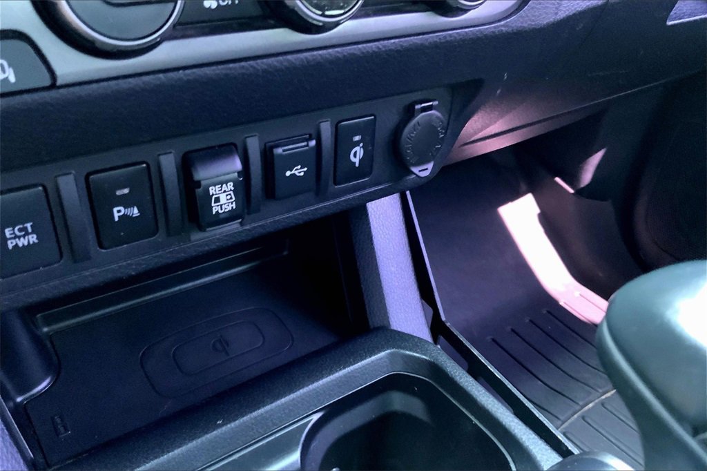 2021 Toyota Tacoma SR5 4x4 Long Bed photo 33