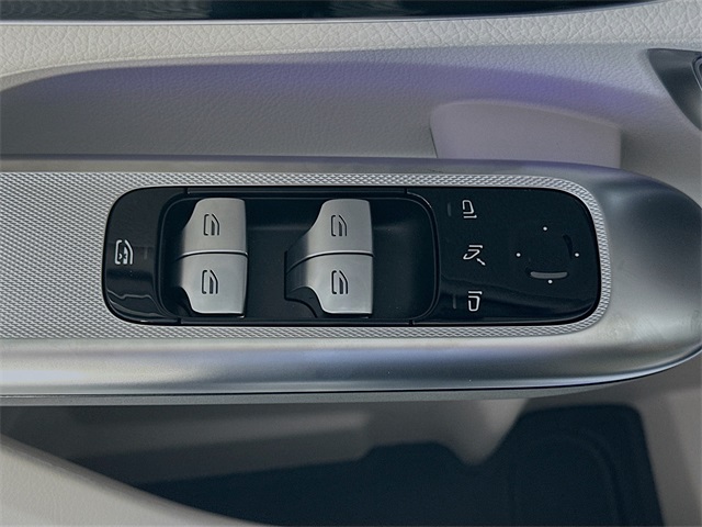 2026 Mercedes Benz GLC 300 4MATIC photo 18