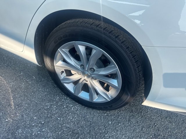 2024 Chevrolet Malibu 1LT photo 7