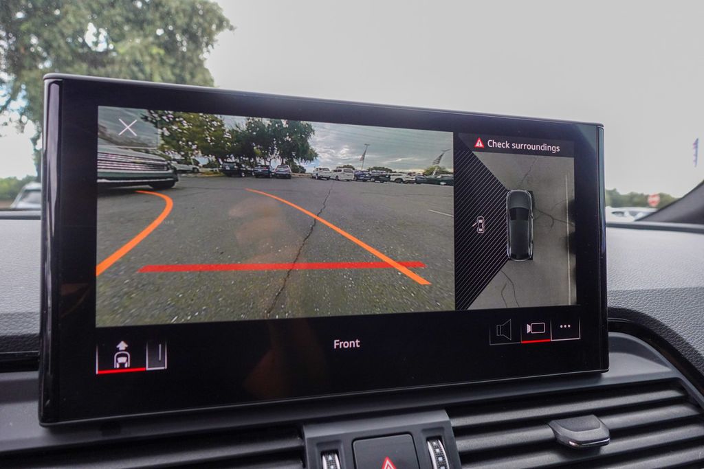2023 Audi SQ5 Premium Plus photo 16