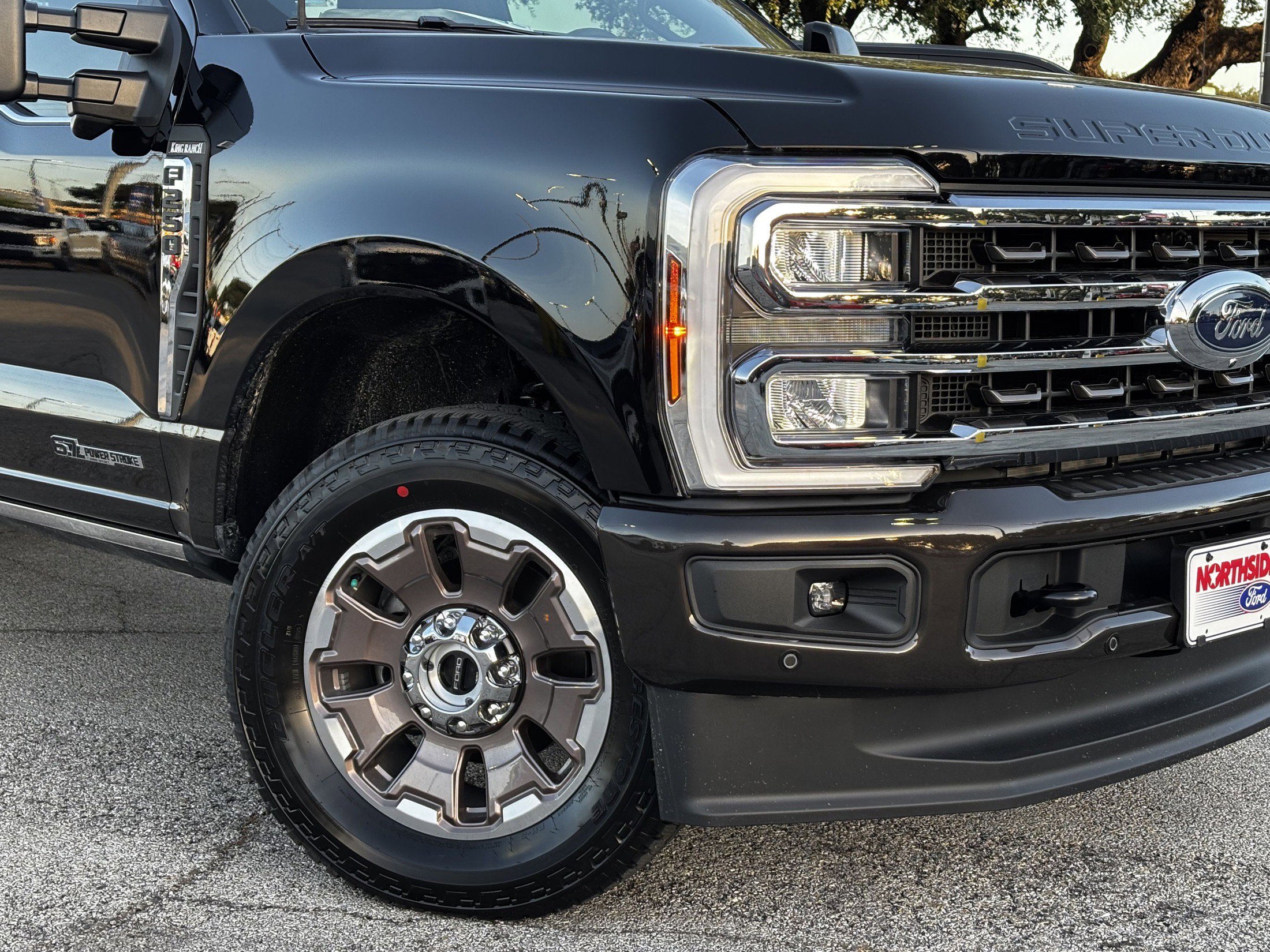 ●Northside New 2025 Ford Super Duty F-250 SRW King Ranch Crew Cab