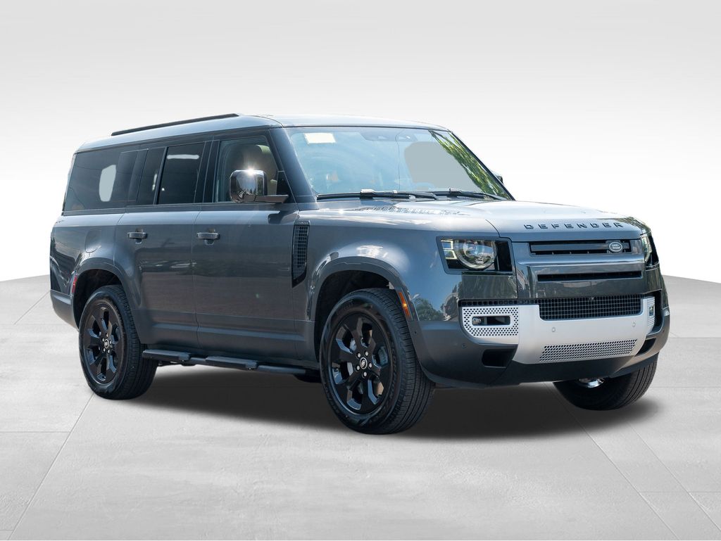 2025 Land Rover Defender 130 S photo 3