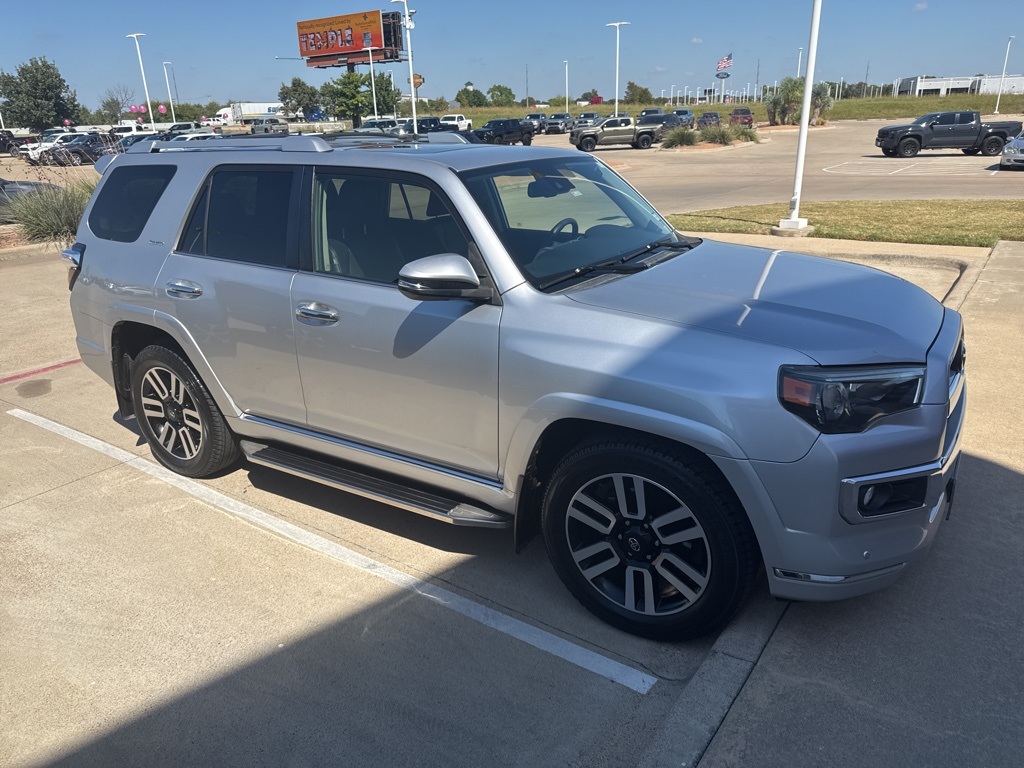 2020 Toyota 4Runner Limited photo 4