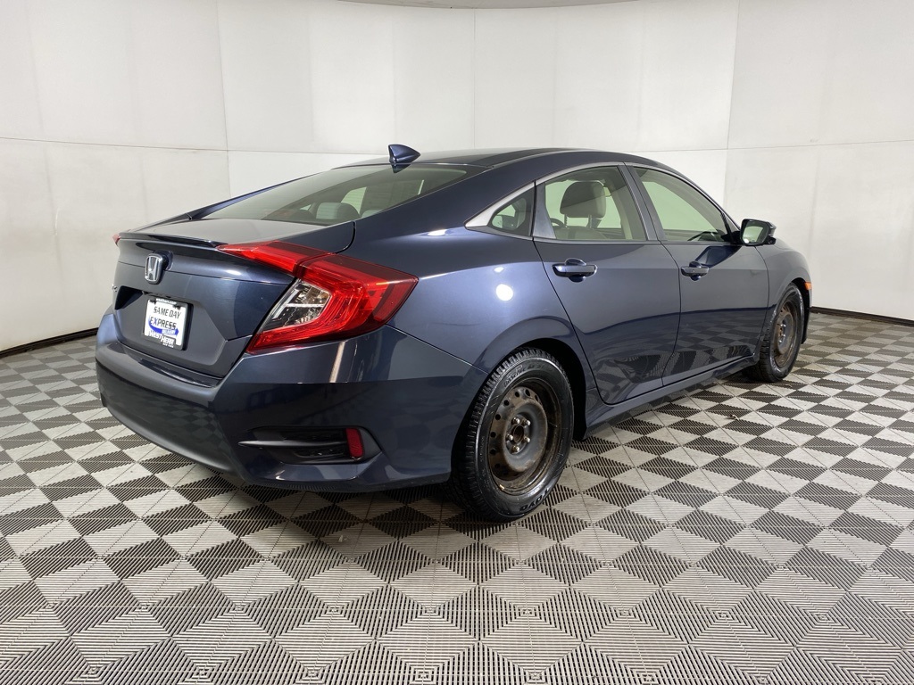 2018 Honda Civic EX-T photo 8