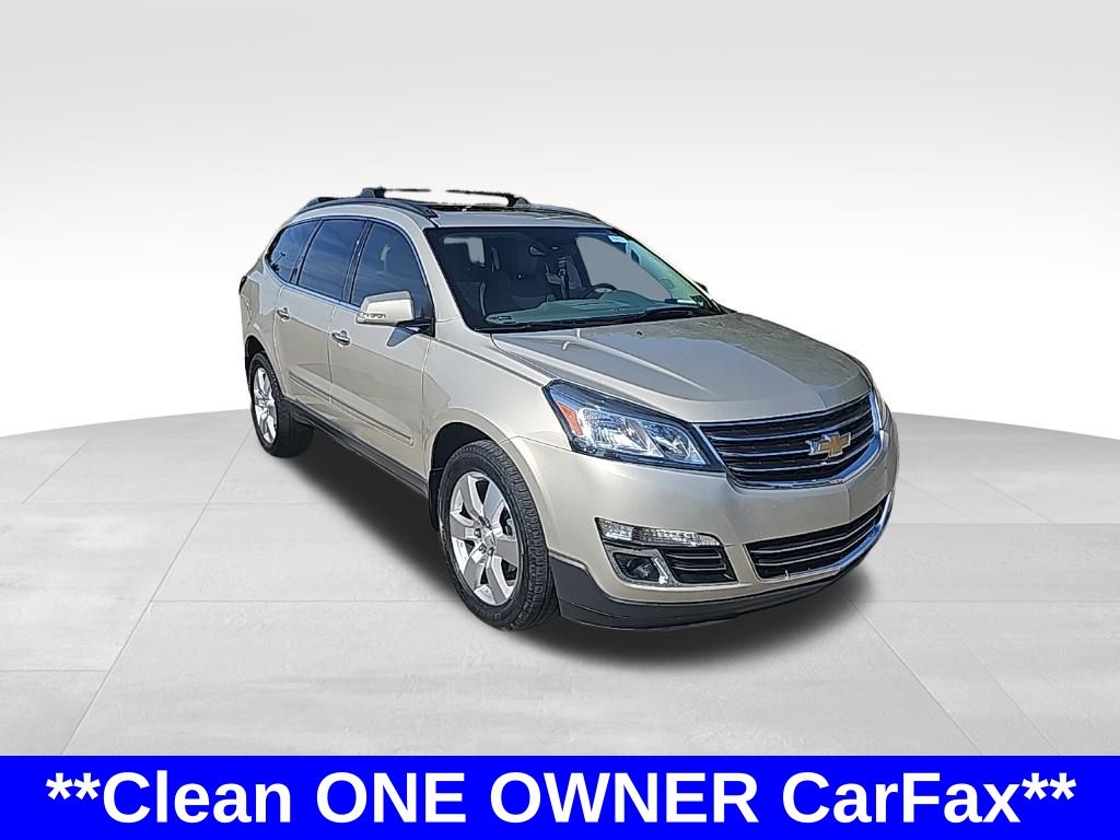 2014 Chevrolet Traverse LTZ photo 2