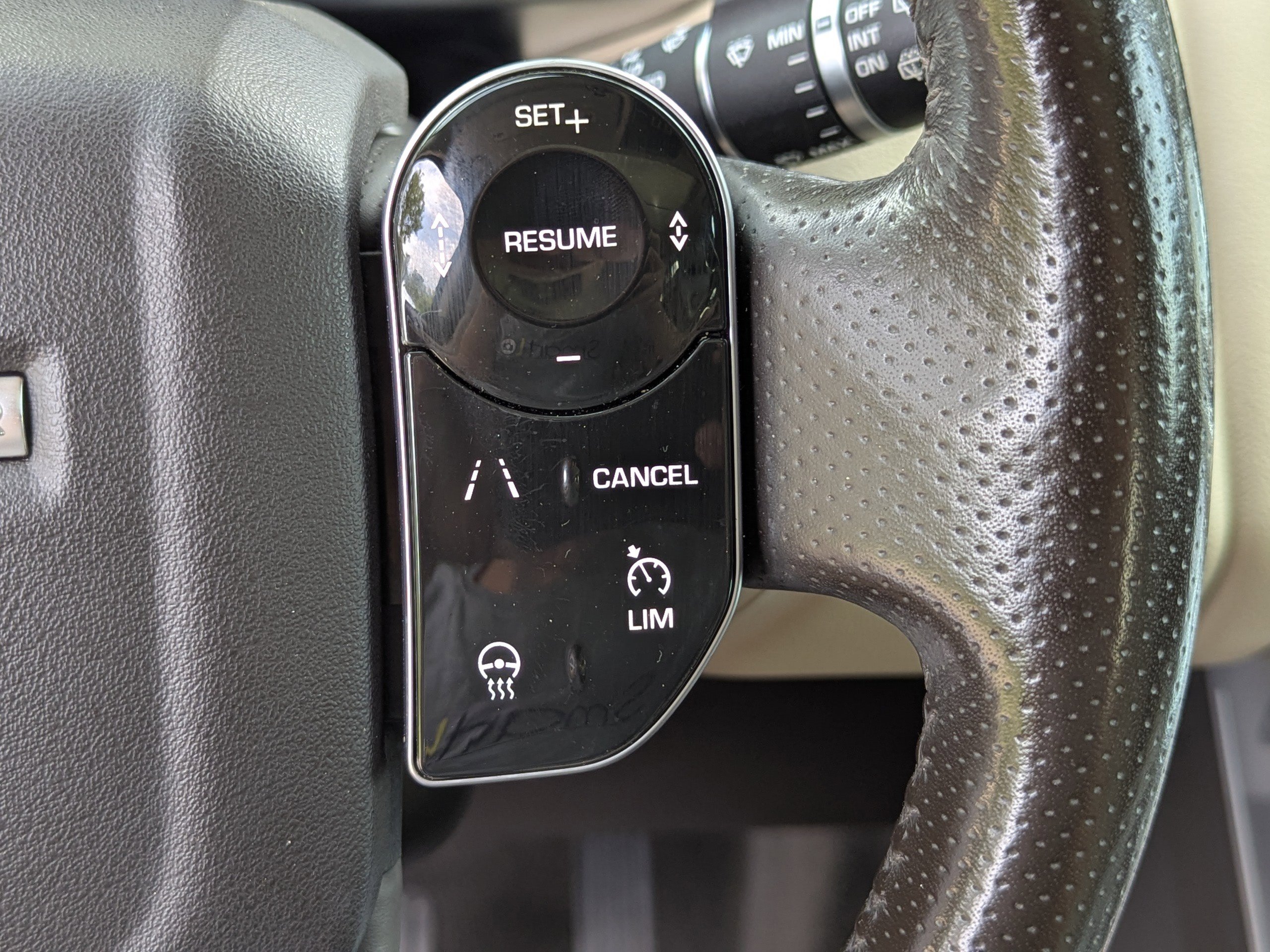2019 Land Rover Range Rover Sport HSE photo 31