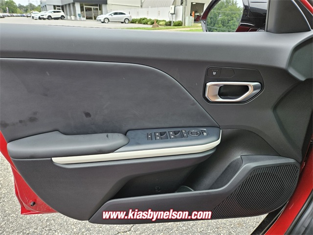 2025 Kia K4 GT-Line photo 13