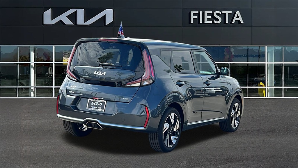 2025 Kia Soul GT-Line photo 2