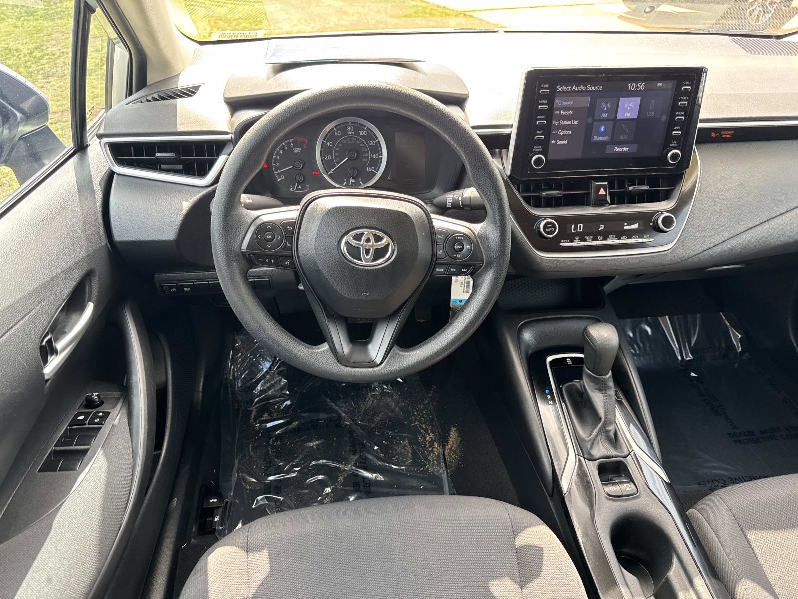 2020 Toyota Corolla LE photo 11