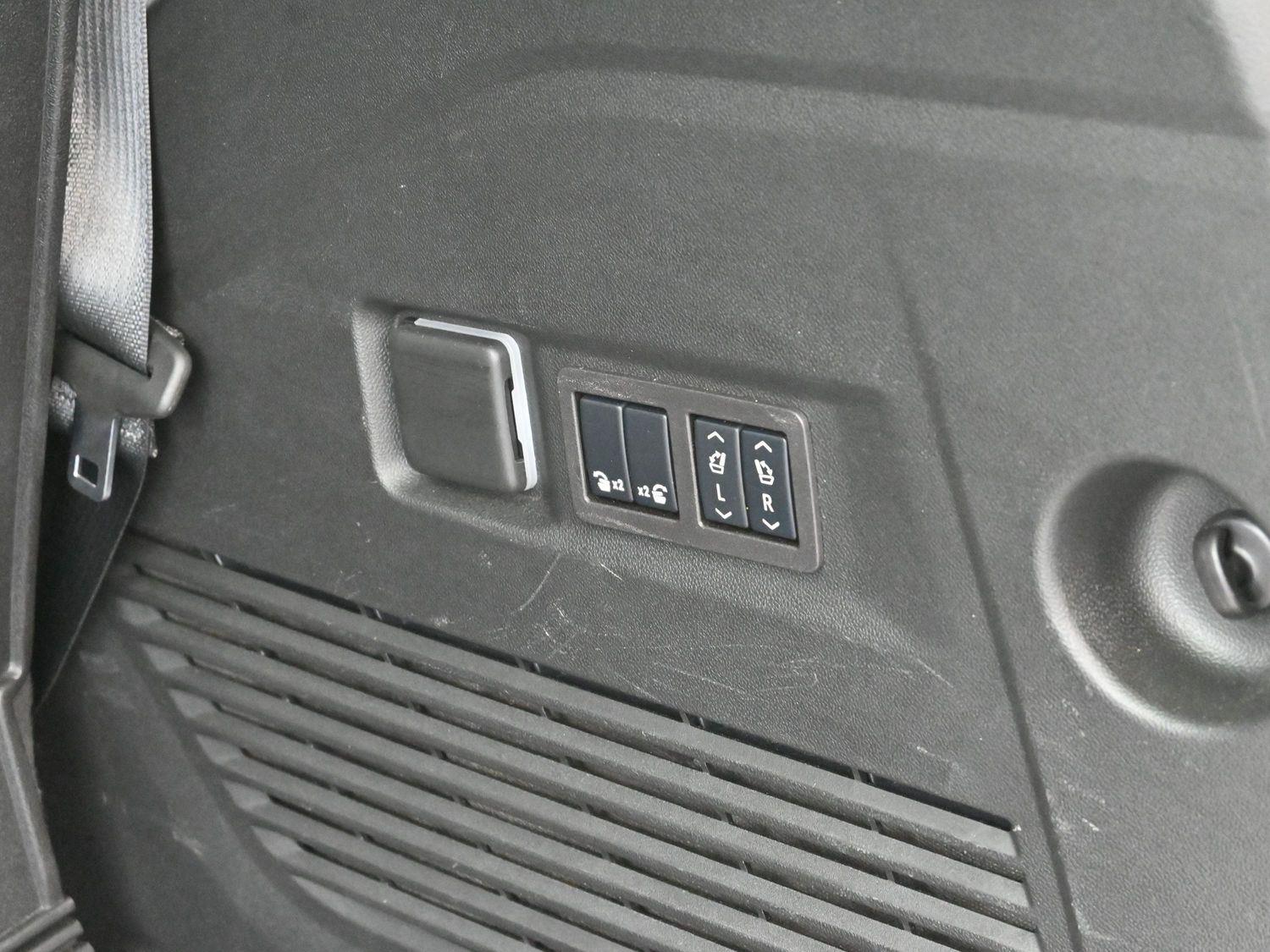 2024 Gmc Yukon Denali photo 8