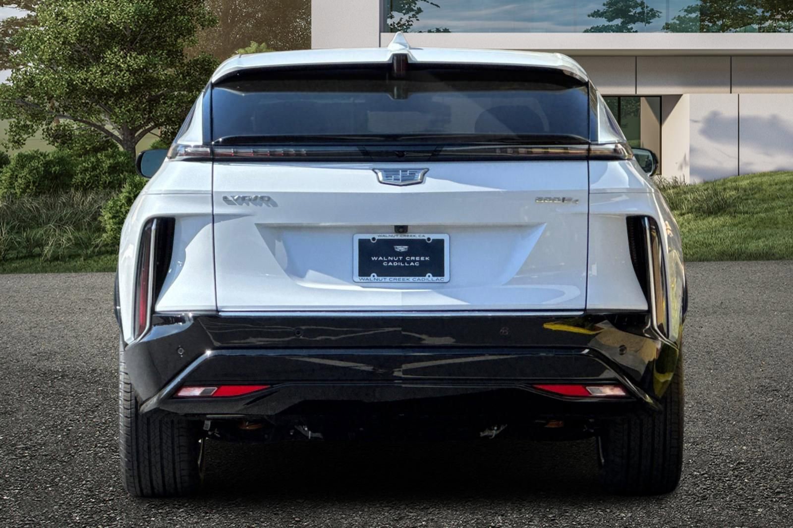 2026 Cadillac Lyriq Luxury photo 2