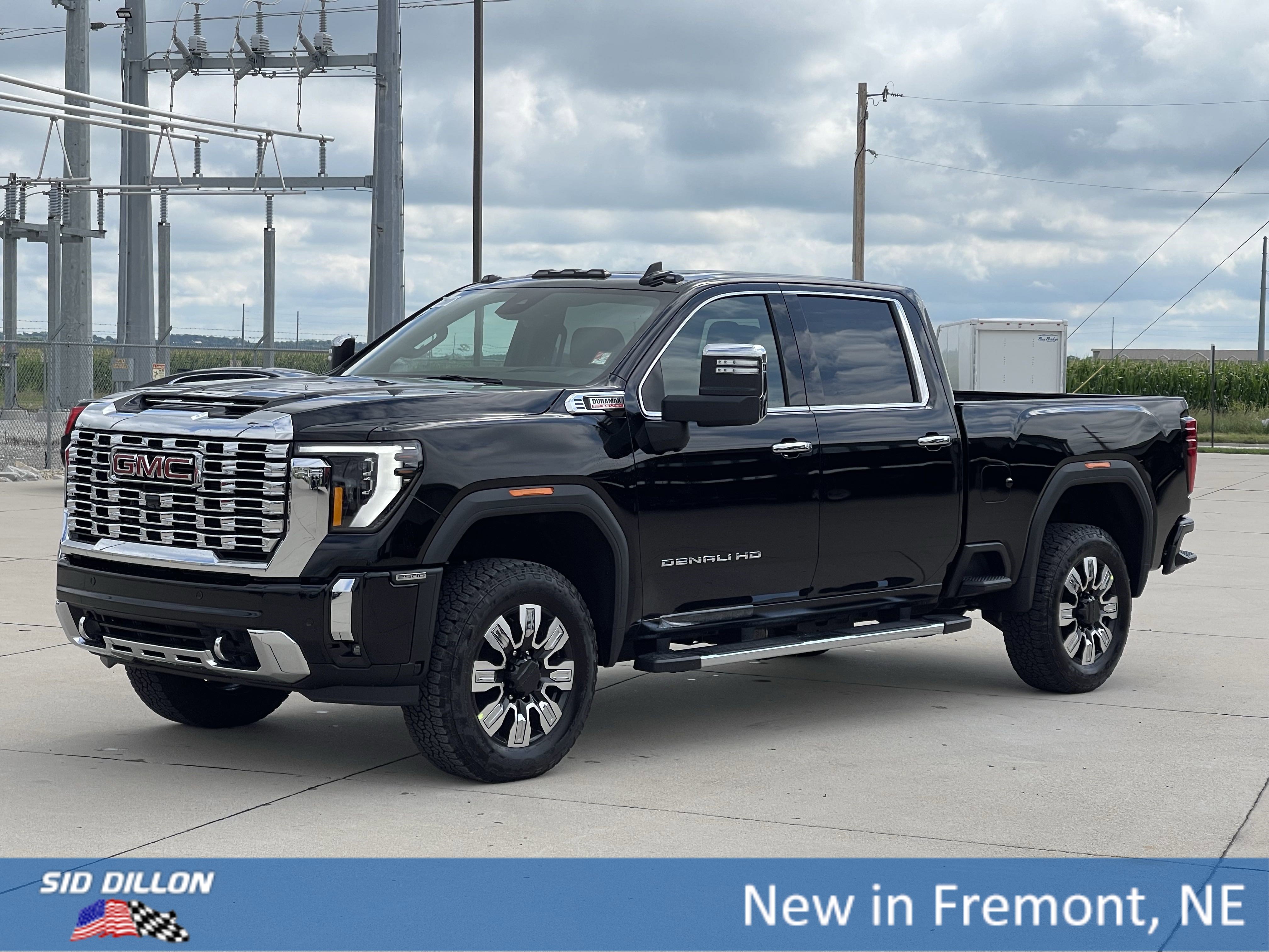 2025 GMC Sierra 2500HD Denali's photo