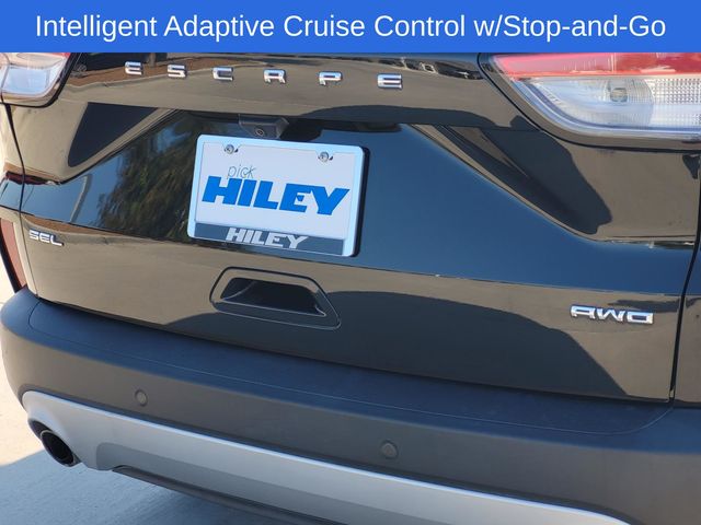 2022 Ford Escape SEL photo 4