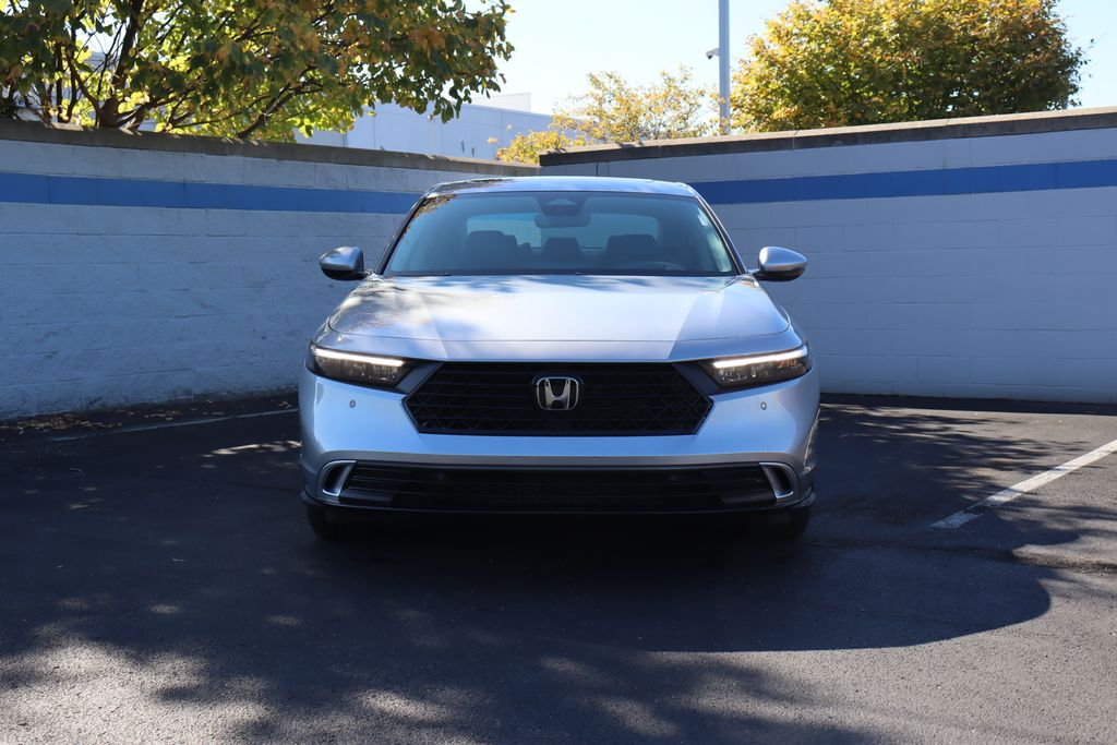2025 Honda Accord Hybrid Touring photo 8