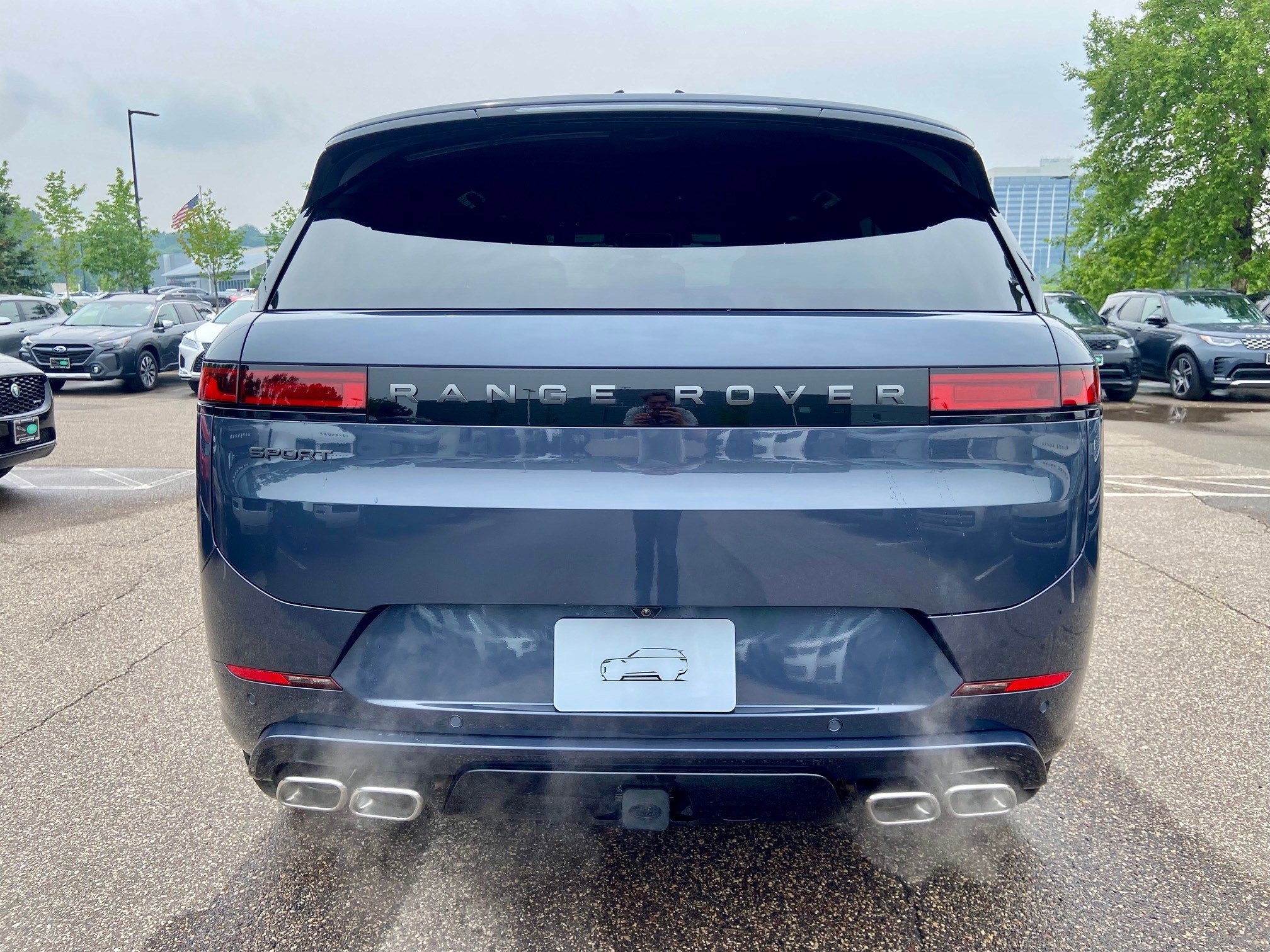 2025 Land Rover Range Rover Sport SE photo 7