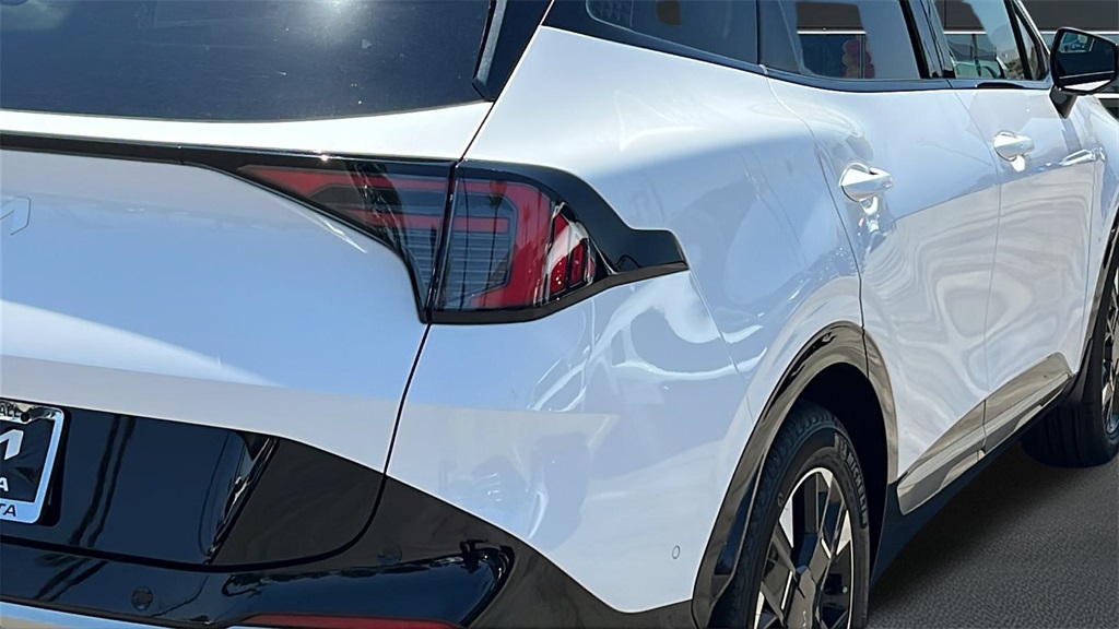 2026 Kia Sportage photo 3
