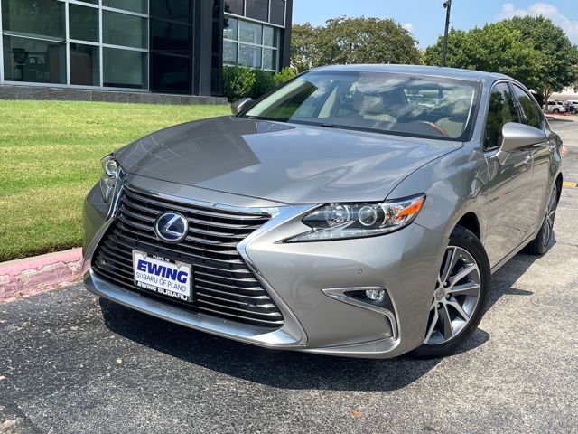 2016 Lexus ES