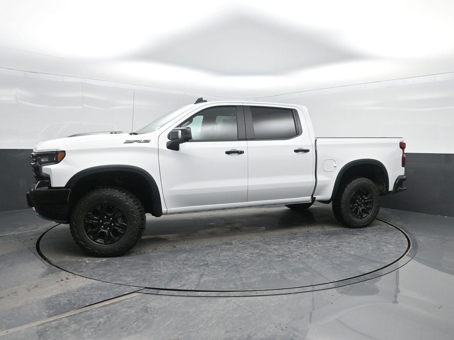 2026 Chevrolet Silverado 1500 ZR2's photo