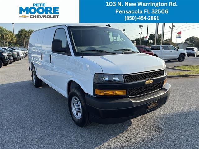 2025 Chevrolet Express Cargo Work Van's photo