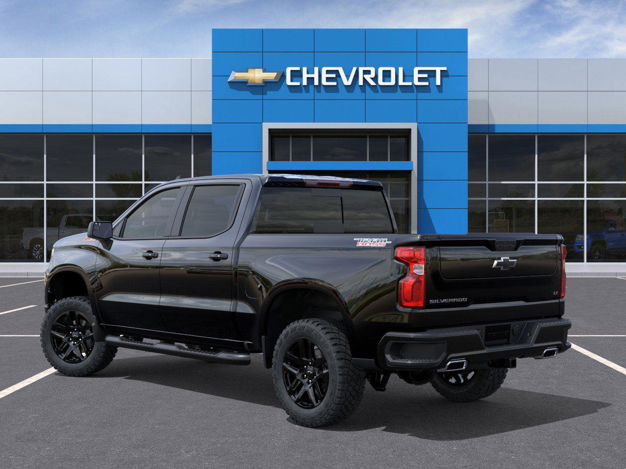 2025 Chevrolet Silverado 1500 LT Trail Boss photo 3