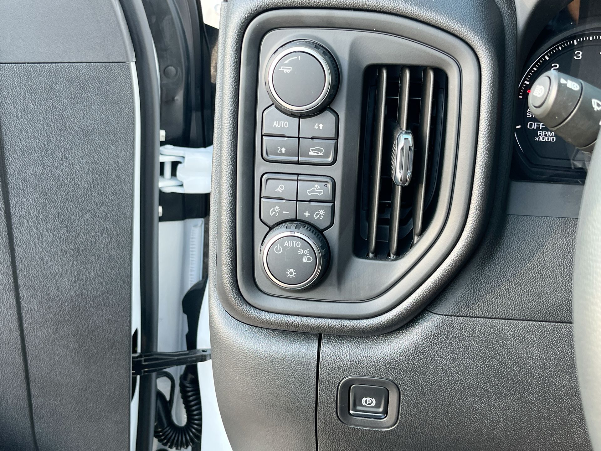 2026 Chevrolet Silverado 1500 Work Truck photo 15