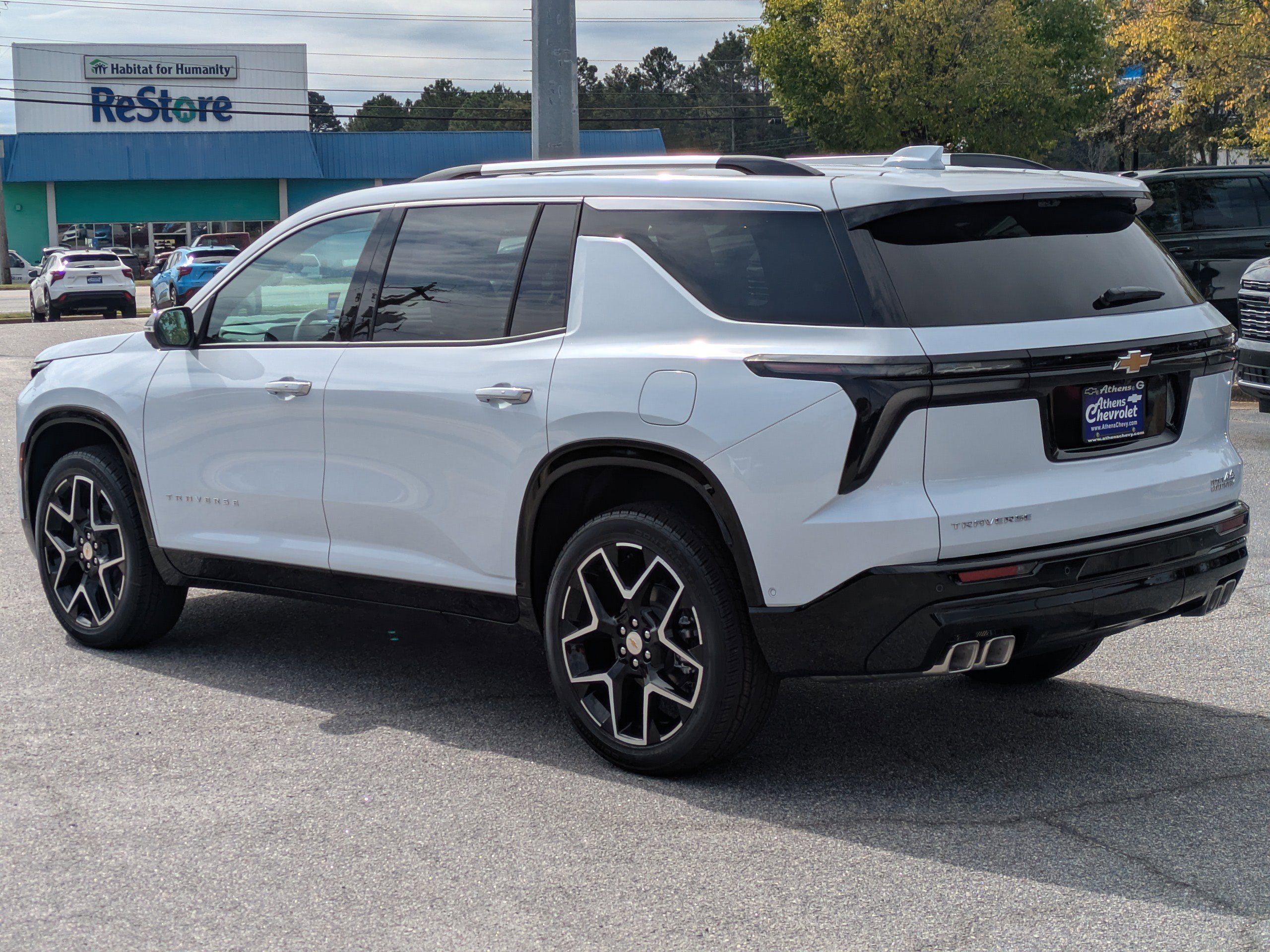 2026 Chevrolet Traverse High Country photo 4