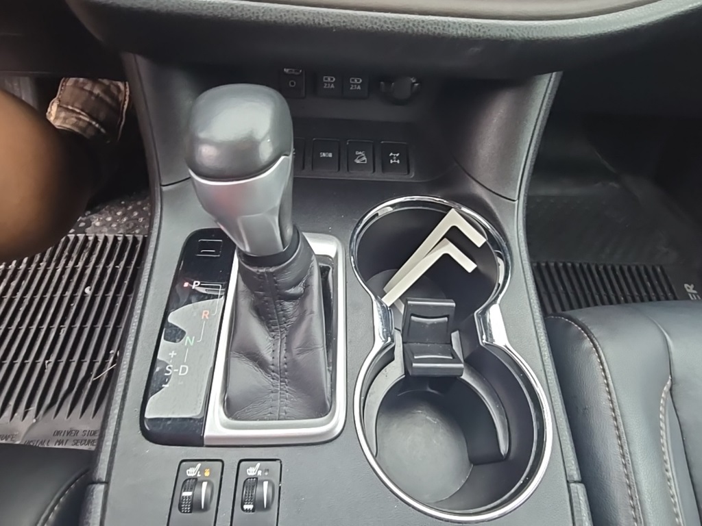 2019 Toyota Highlander XLE photo 15