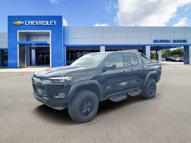 2025 Chevrolet Colorado ZR2 photo 2