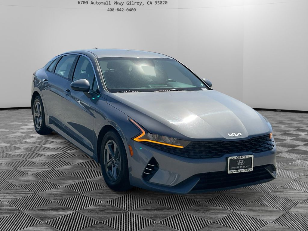 2023 Kia K5 LXS photo 3