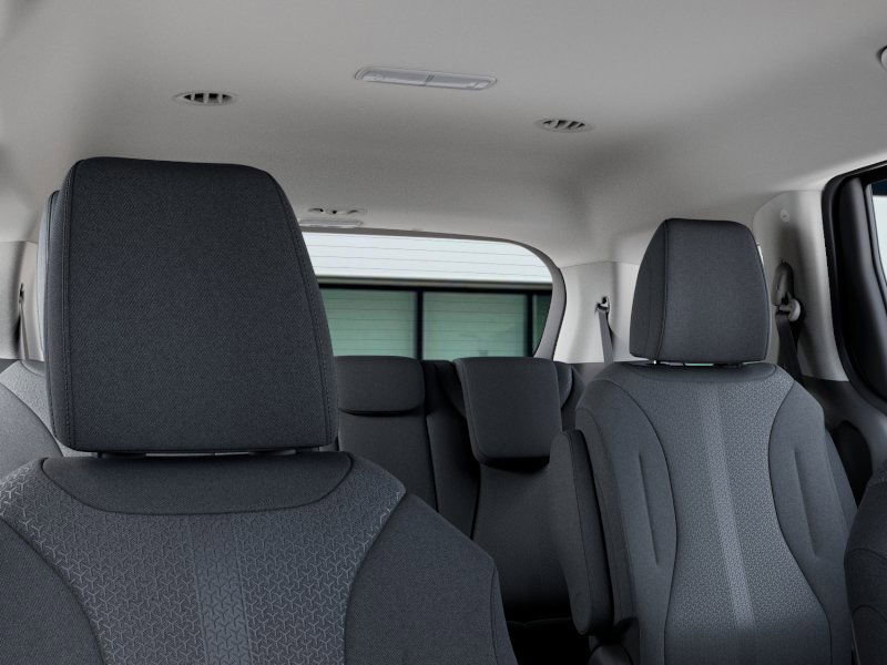 2026 Kia Carnival LX photo 26