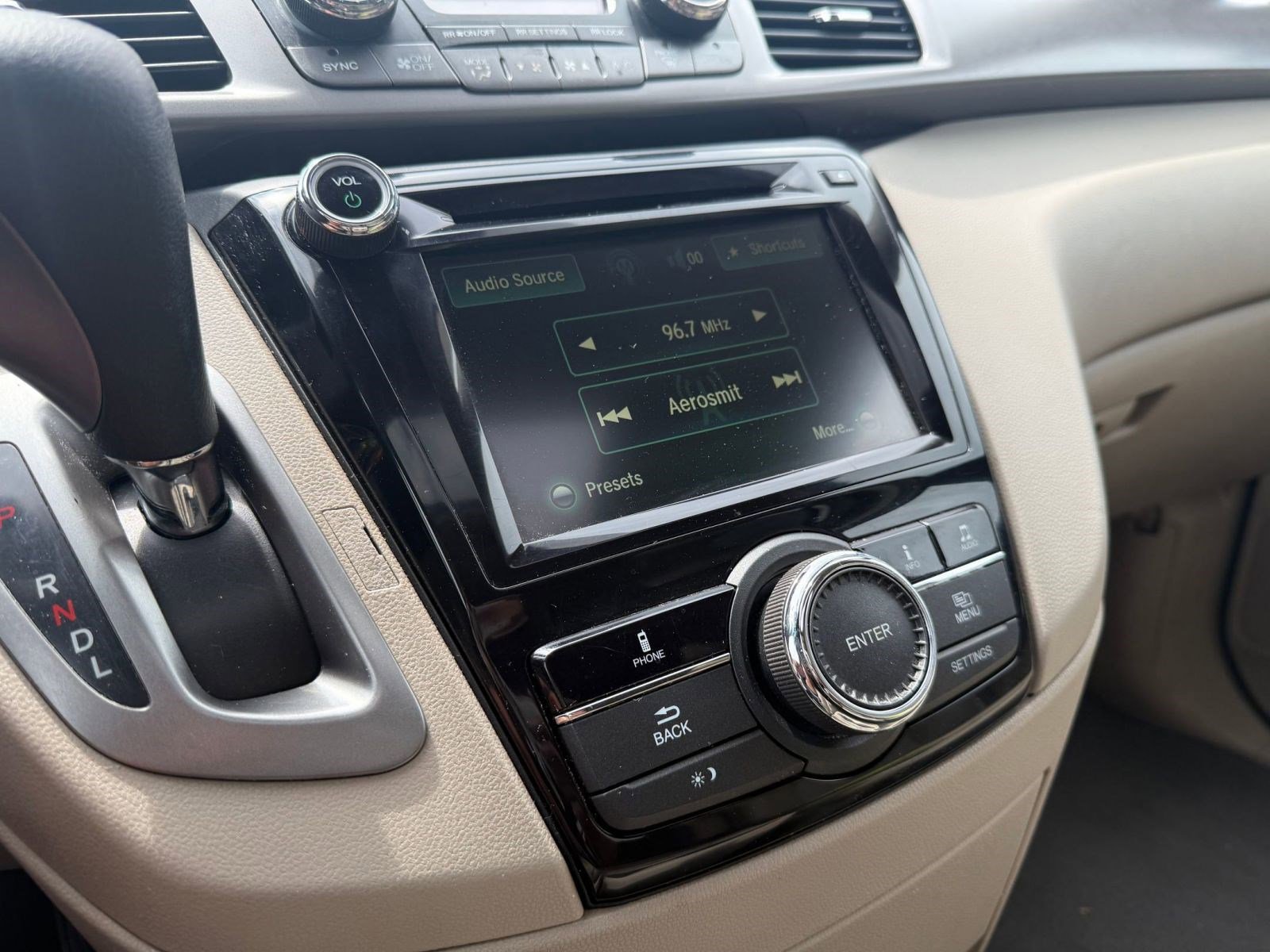 2016 Honda Odyssey EX-L photo 25
