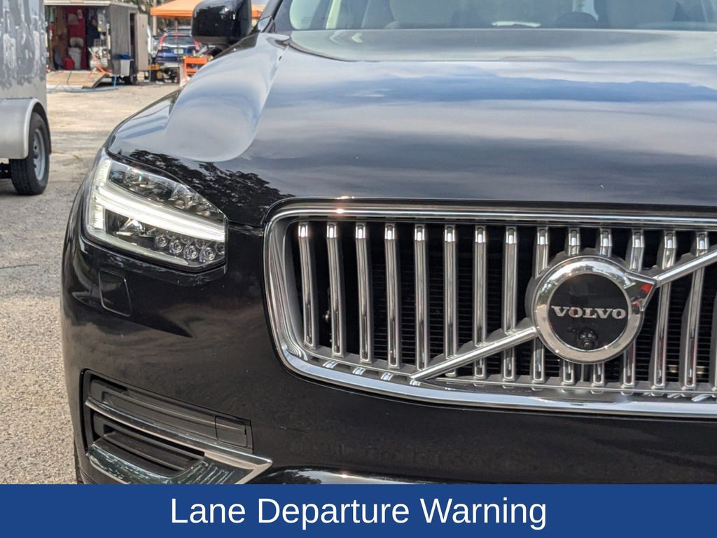 2023 Volvo XC90 Plus photo 6