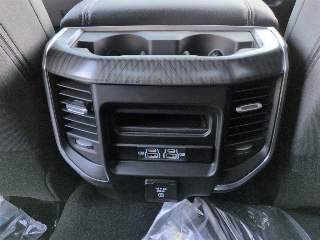2026 Ram 2500 Big Horn photo 11