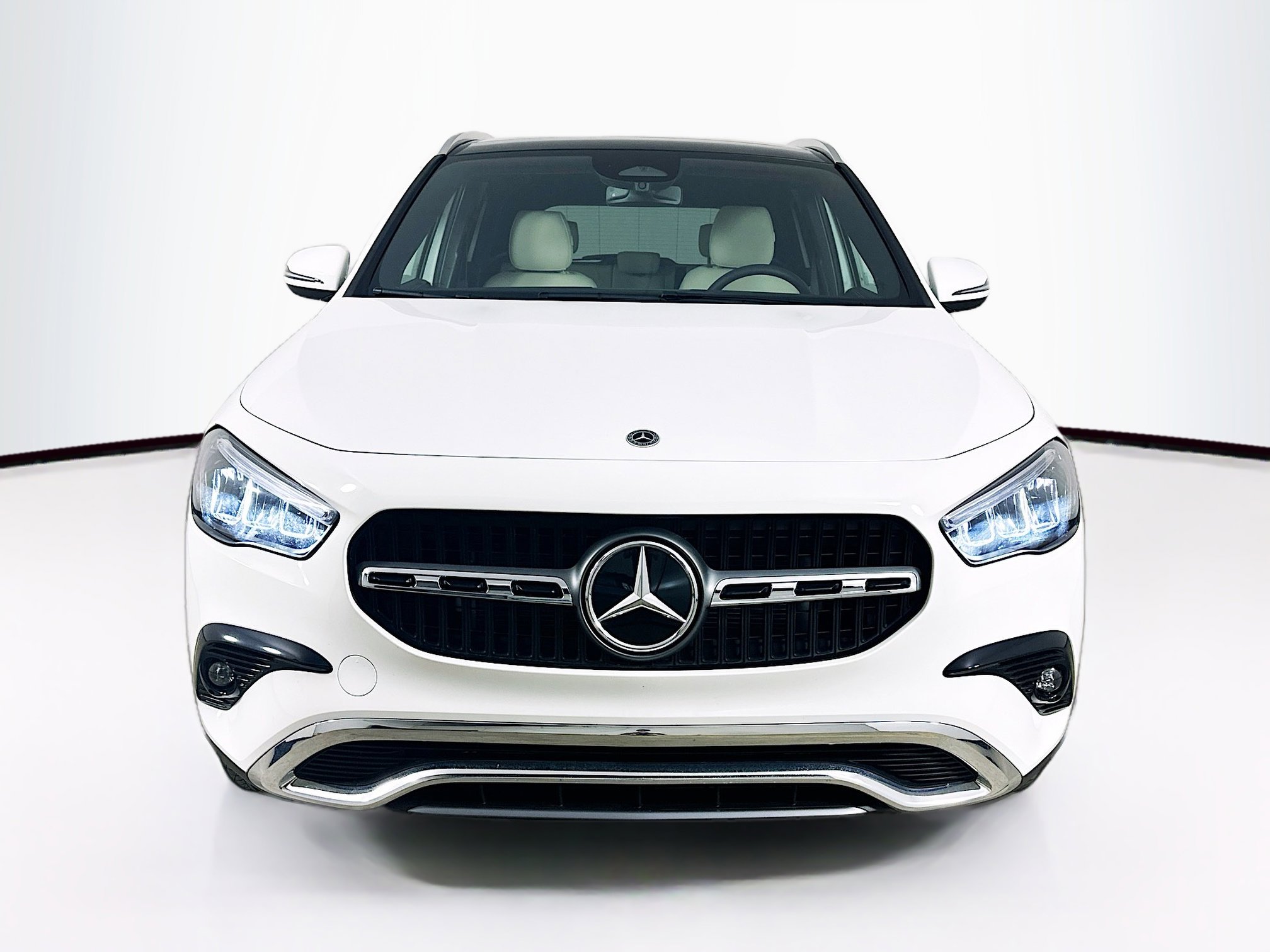 2026 Mercedes Benz GLA 250 4MATIC photo 2