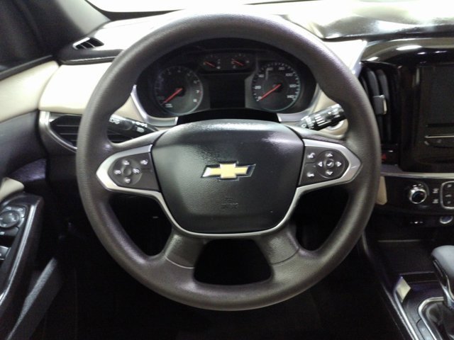 2023 Chevrolet Traverse LS photo 22