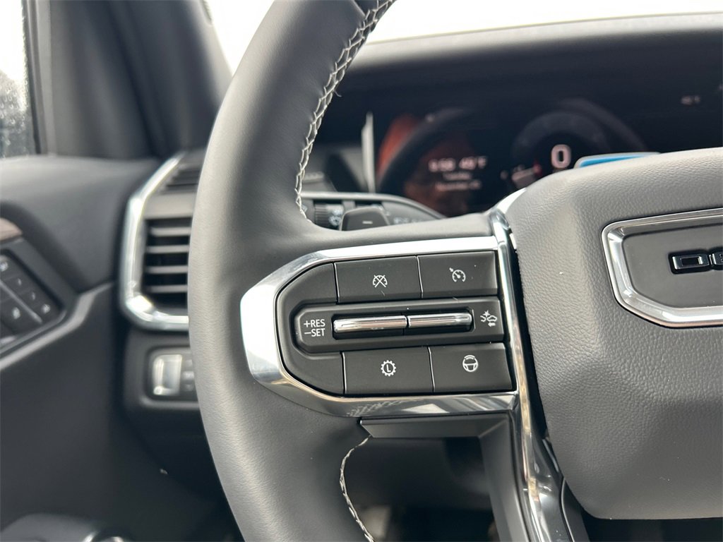 2026 GMC ACADIA - Image 18