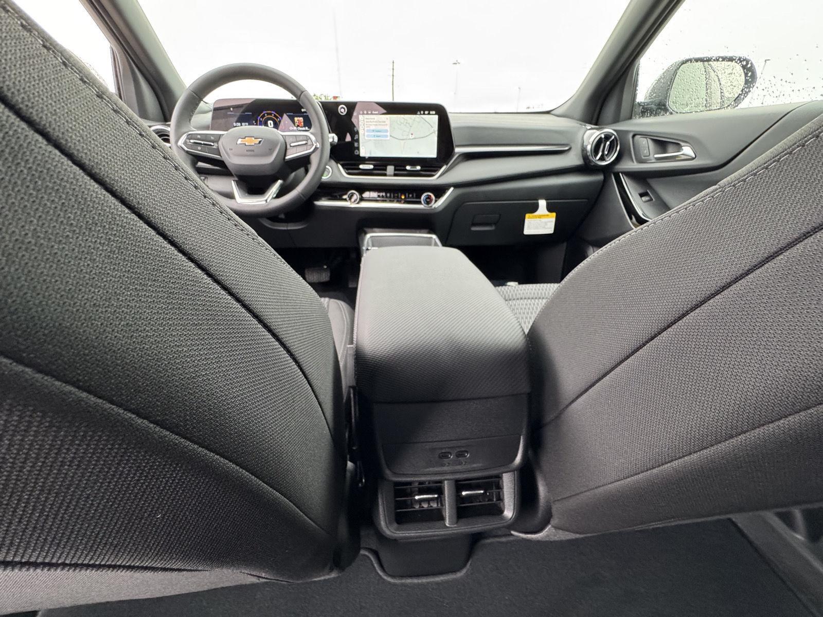 2026 Chevrolet Equinox LT photo 27