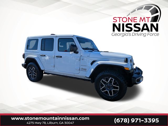 2024 Jeep Wrangler 4-Door Sahara's photo