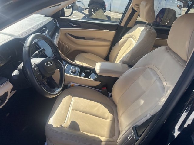 2022 Jeep Grand Cherokee Limited photo 3