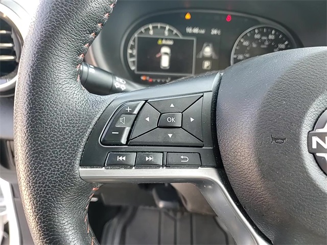 2024 Nissan Kicks SR photo 12