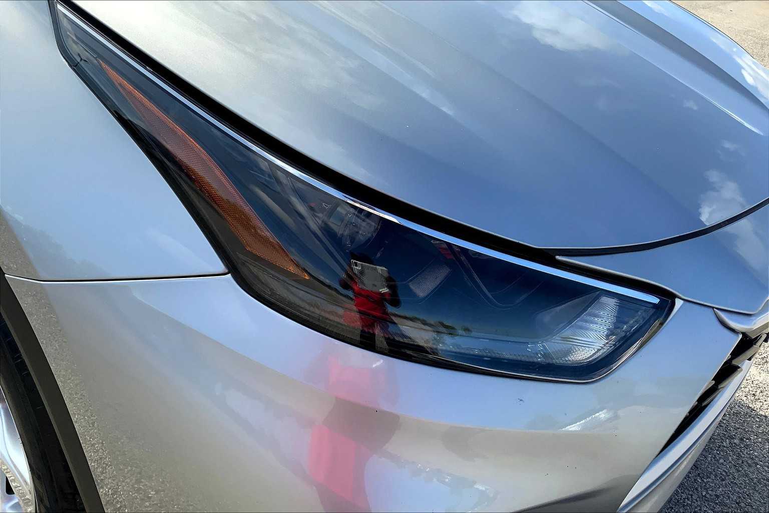 2024 Toyota Highlander LE photo 26