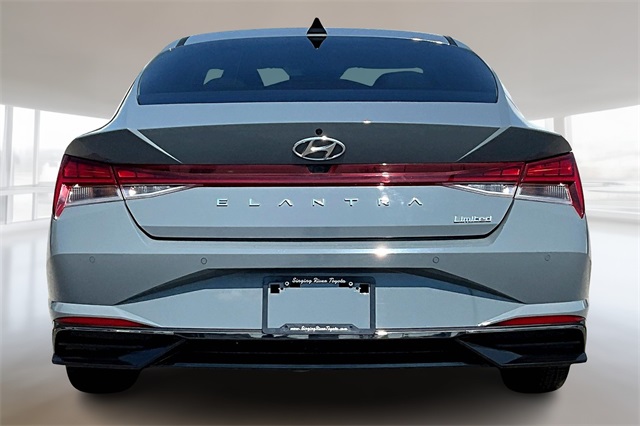 2023 Hyundai Elantra Limited photo 4