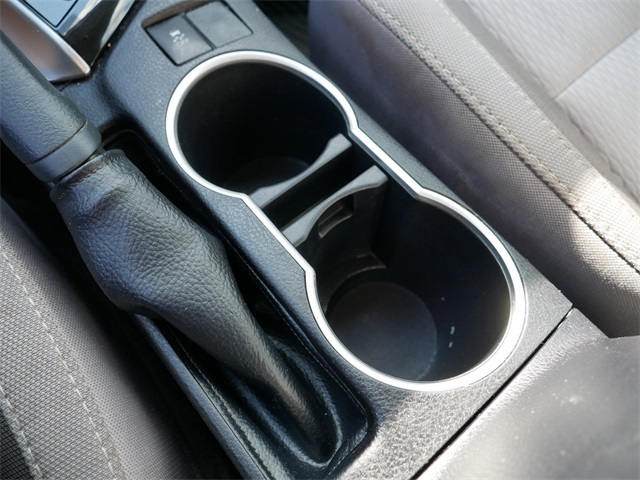 2019 Toyota Corolla LE photo 33