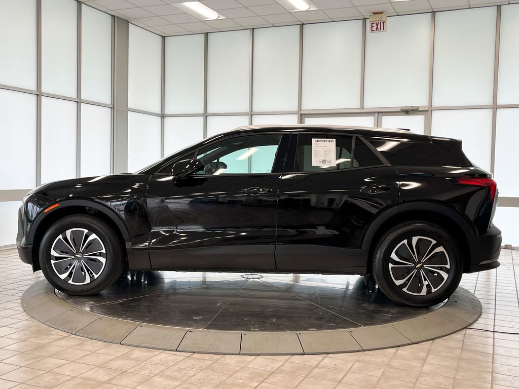 2024 Chevrolet Blazer EV photo 3