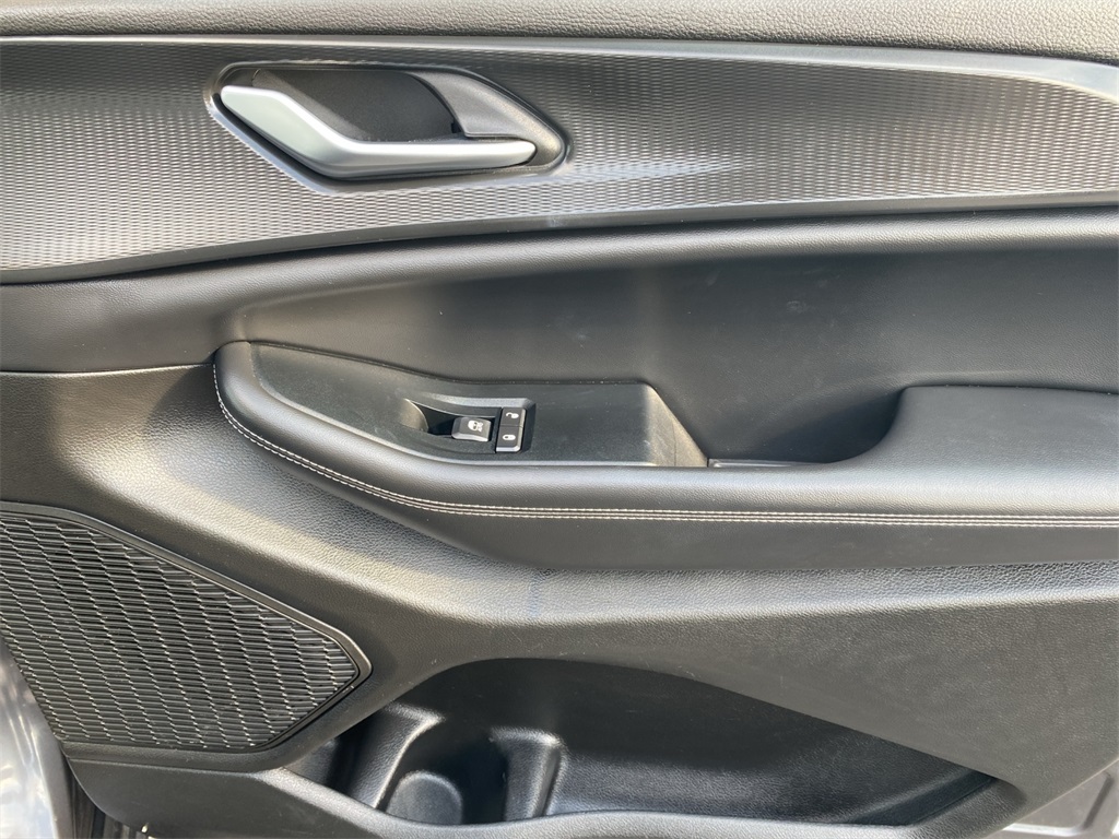 2023 Jeep Grand Cherokee Altitude photo 20