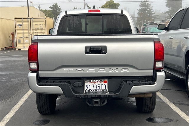 2022 Toyota Tacoma SR photo 3