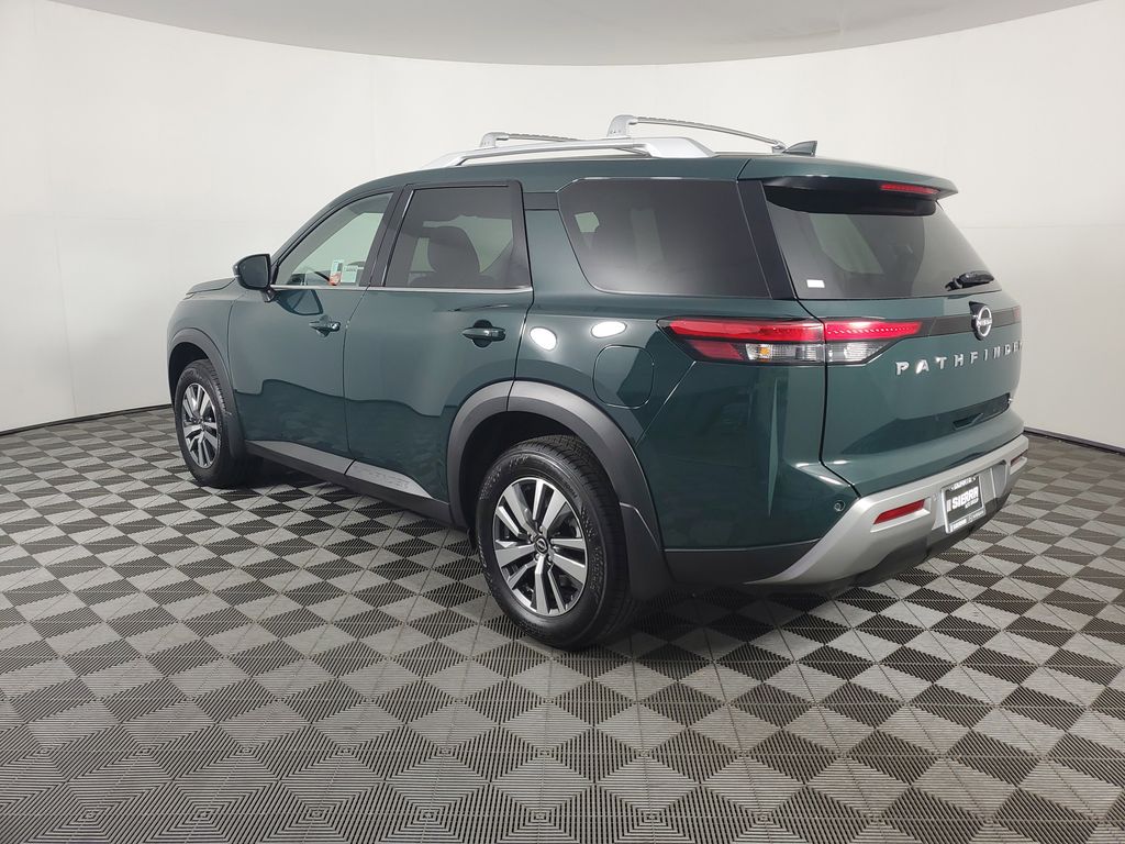 2025 Nissan Pathfinder SL photo 6