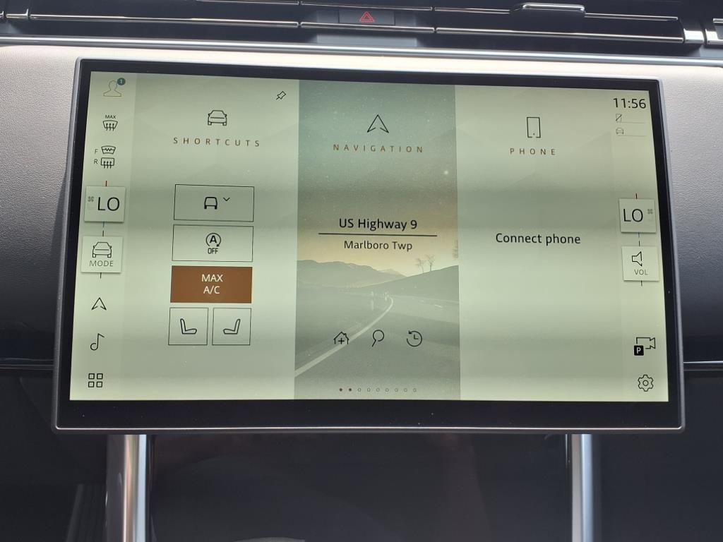 2025 Land Rover Range Rover SE photo 12