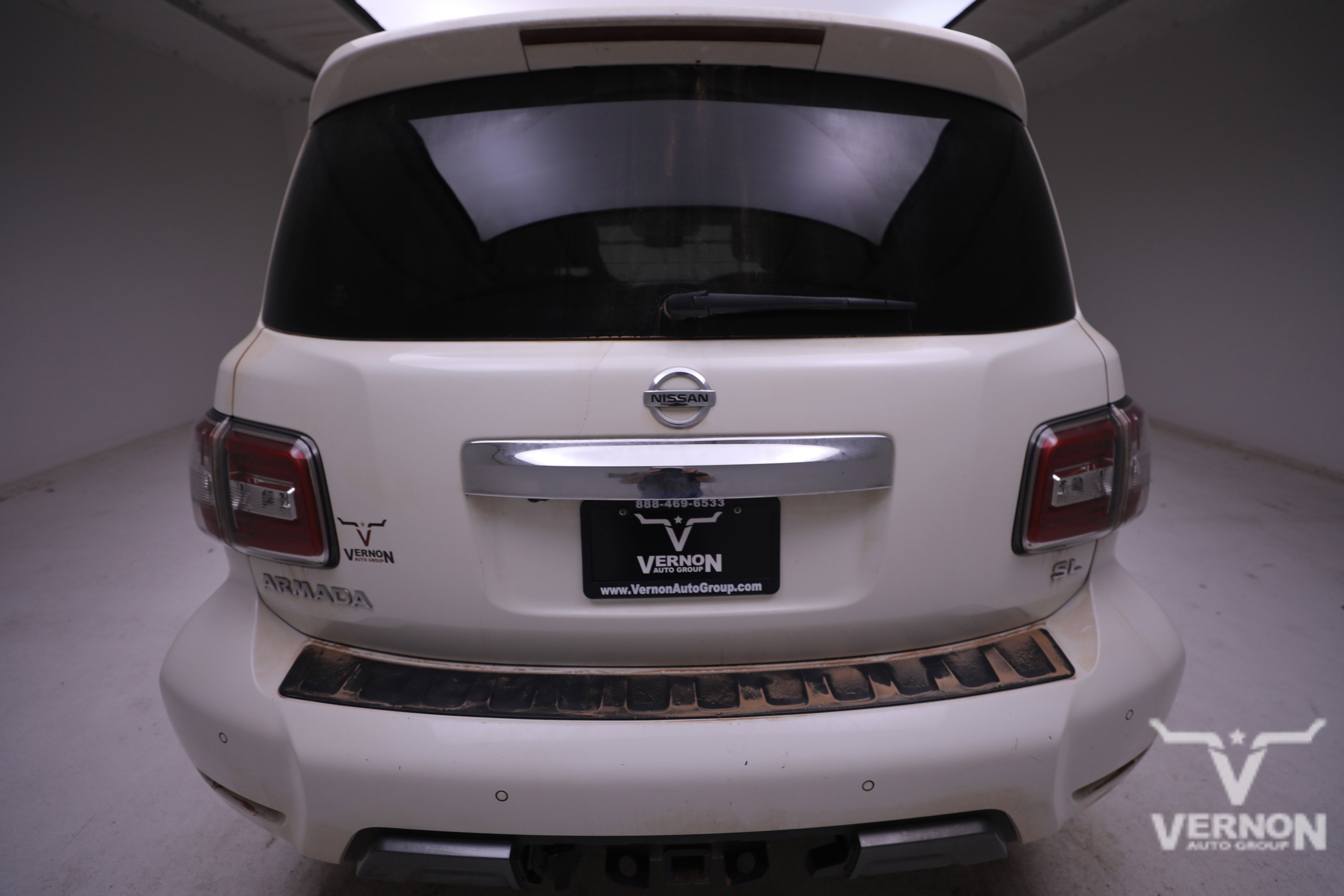 2019 Nissan Armada SL photo 2